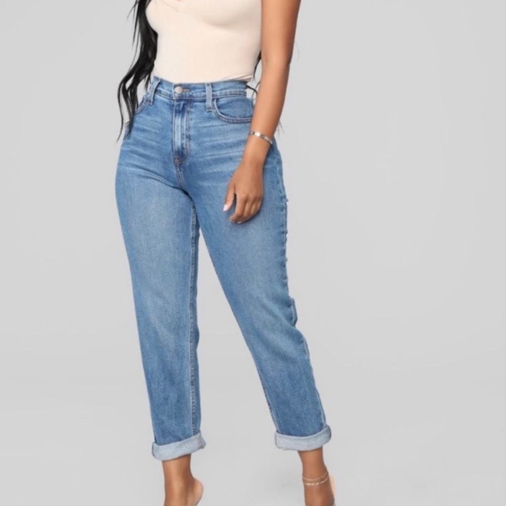 Fashion nova mom jeans(tall)